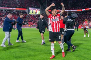 Brasileiro comemora chance de título no PSV após atuar nos últimos dois jogos
