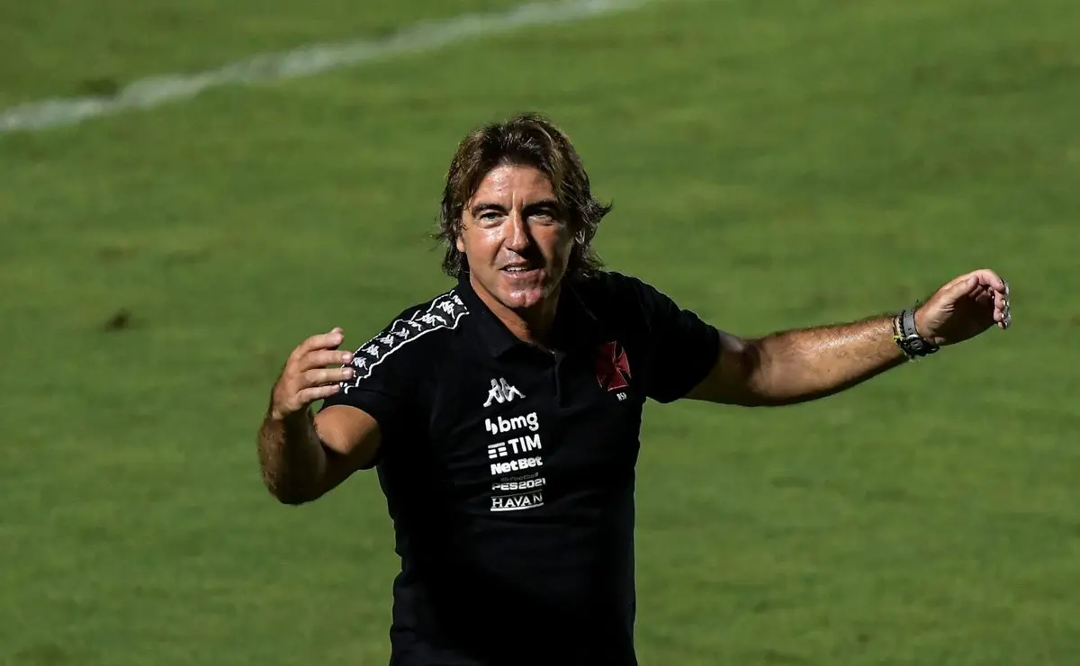 Ricardo Sá Pinto Recorda Tiroteios em Treinos no Vasco: Uma Época Marcada por Tensão