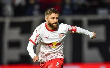 Sasha projeta jogo estratégico para Red Bull Bragantino contra o Palmeiras.