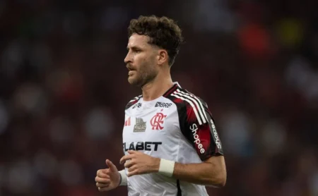 Léo Pereira exalta apoio de Filipe Luís no Flamengo: "Motiva muito"