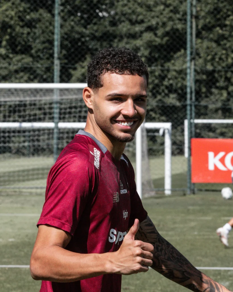 São Paulo: A Visão Sobre o Interesse do CSKA em Alves e o Futuro da Joia de Cotia