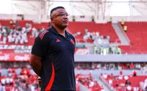Dúvidas de Roger Machado no meio-campo para Internacional e Mirassol