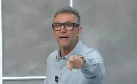 Neto inclui Vasco na lista de candidatos fortes ao rebaixamento.