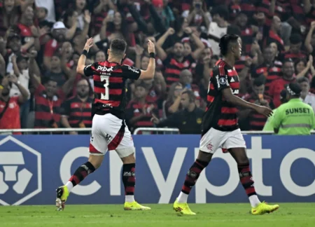 Flamengo lidera defesa e ataque na Série A em 2025