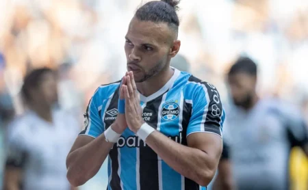 IA prevê dificuldades para o Grêmio de Braithwaite contra o São Paulo no Brasileirão Betano.
