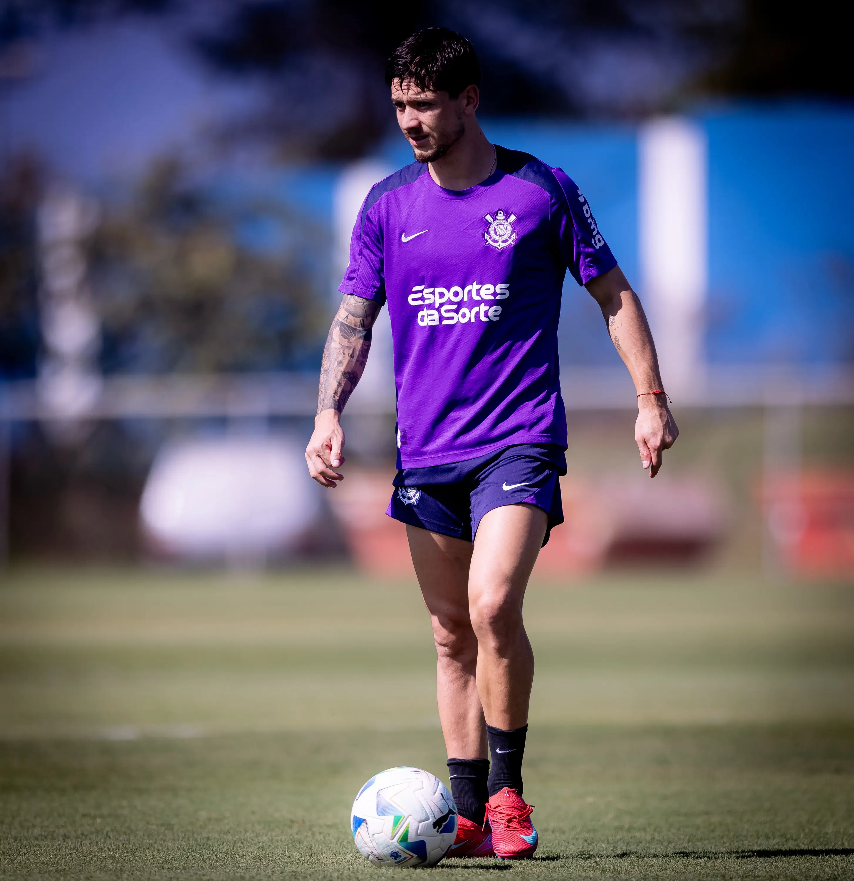 Gabigol recorda o Santos e exalta parceria com Kaio Jorge: “Já nos entendíamos”
