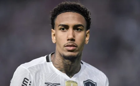 Rwan Cruz celebra gol pelo Botafogo na Libertadores: "Sonho de infância realizado"