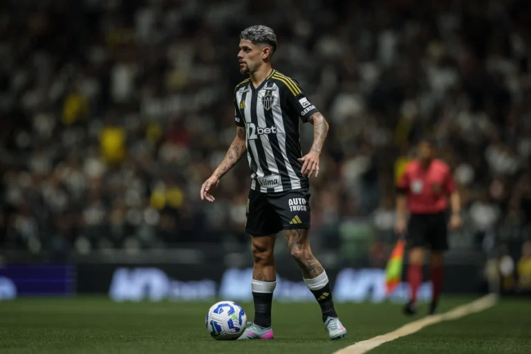 Cuca sobre Rubens: Saída do Atlético-MG em pauta?