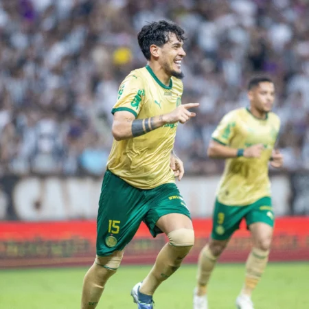 Defesa do Palmeiras busca manter solidez para liderar o Brasileirão.