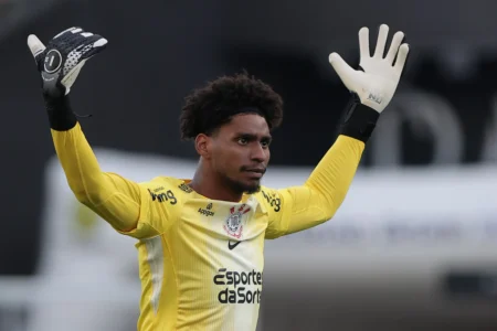 Hugo Souza na pré-lista de Ancelotti para a Seleção Brasileira: Corinthians em destaque