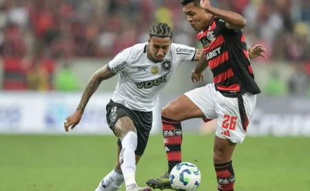 Botafogo e Flamengo: empate sem gols, irritação da torcida e a atuação de Rwan Cruz.
