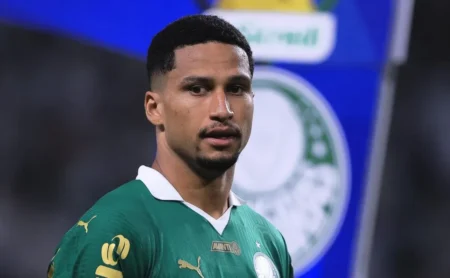 Murilo: Aclamado pela Torcida Alviverde Após Virada Heroica do Palmeiras
