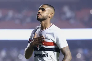São Paulo define cobradores de pênaltis: Zubeldía lista os três principais