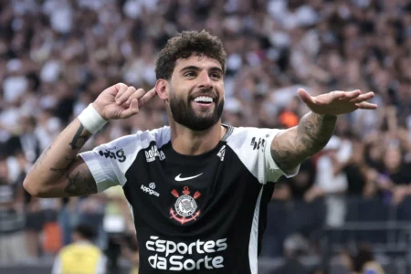 Corinthians vence o Santos e impulsiona Dorival na implementação de ideias