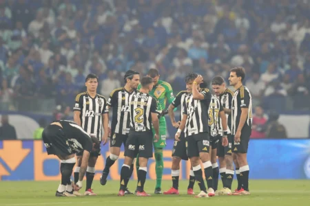 Análise: Atlético-MG se contenta com empate em clássico e preserva invencibilidade no Mineirão