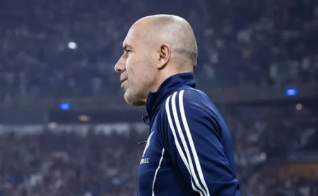 Jardim exalta torcida do Cruzeiro e traça paralelo com clubes europeus: “Por isso escolhi o Brasil”