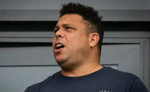 Ronaldo Fenômeno: Craque Neto 'detona' críticas à CBF com provocação sobre dinheiro