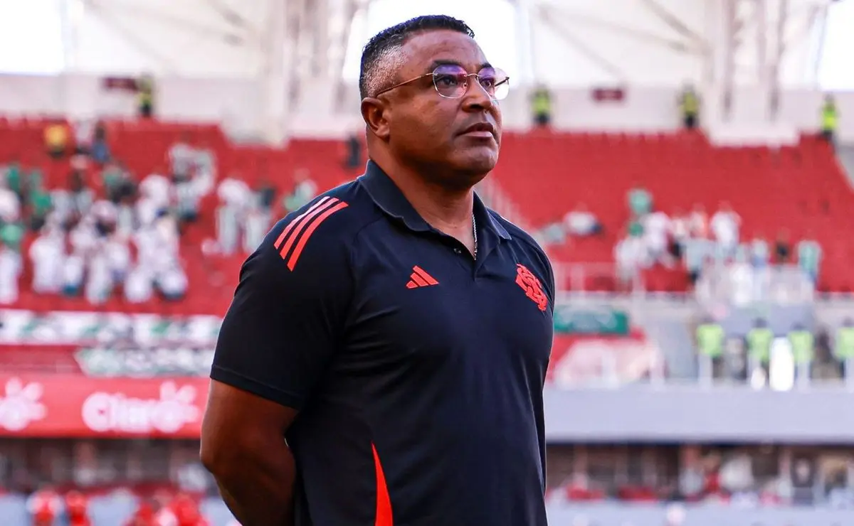 Roger Machado: Empate é valorizado, mas técnico do Internacional alerta sobre início dos jogos