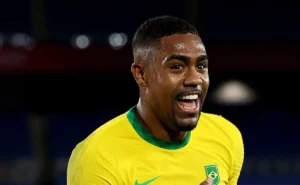 Malcom prioriza Europa e descarta Flamengo, afirma jornalista