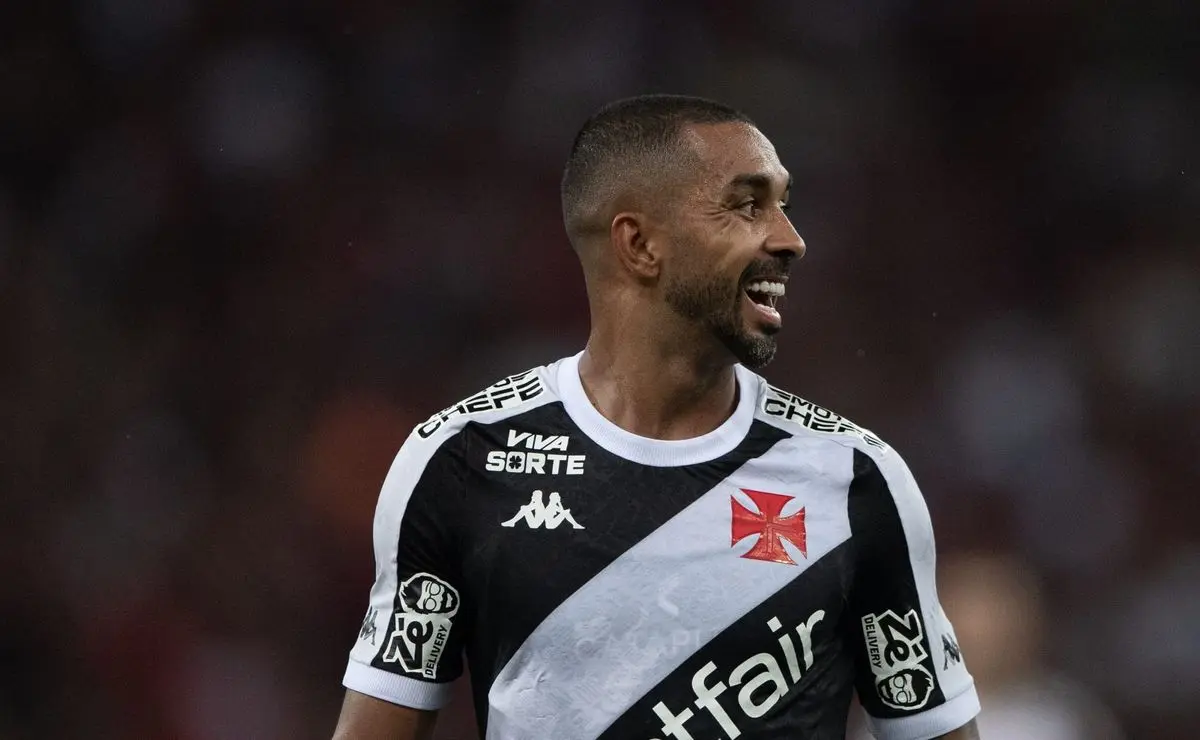 Paulo Henrique: Destaque em números e superação na lateral-direita do Brasileirão Betano
