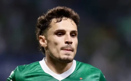 Raphael Veiga Almeja Saída do Palmeiras Rumo à Europa Após o Mundial de Clubes