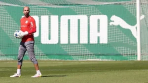 Palmeiras mantém Marcelo Lomba e freia negociação por Gabriel Grando, do Grêmio