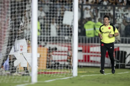 Provável escalação do Vasco: Diniz define time para jogo da Copa do Brasil