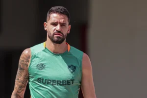 Renato Augusto Abdica Salários em Rescisão e Avalia Aposentadoria Após Saída do Fluminense