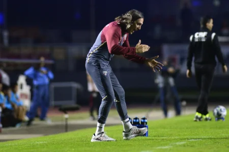 São Paulo: Objetivos Triplos em Busca de Libertadores, Brasileirão e Copa do Brasil