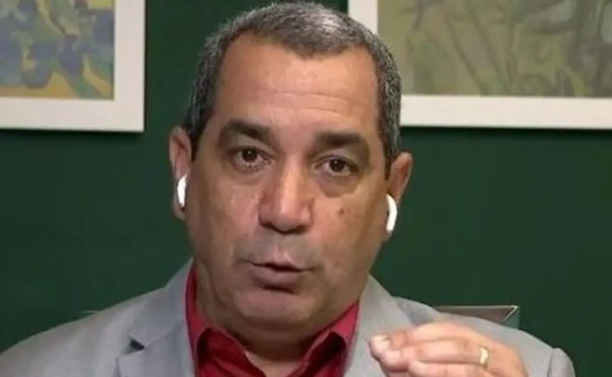 Zinho rebate críticas a Abel Ferreira e expõe contradições sobre o Palmeiras.