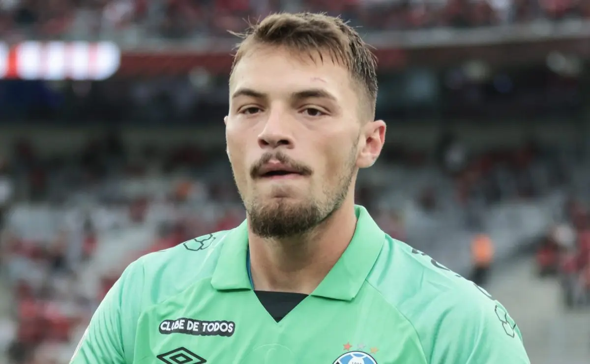 Palmeiras desiste de Gabriel Grando após silêncio do Grêmio