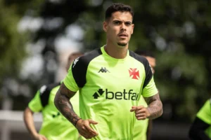 Lucas Freitas Volta ao Vasco Após Recuperação de Lesão: Confira os Relacionados