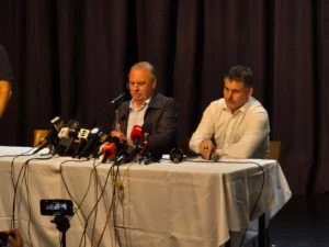 Presidente interino questiona finanças do Corinthians: “Cadê o dinheiro? Não existe”