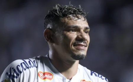 Santos: Tiquinho Fora, Guilherme no Time Titular Contra o CRB