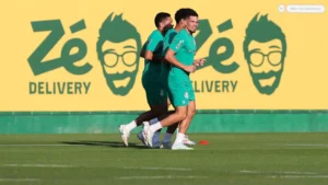 Paulinho Retorna aos Treinos: Expectativa para o Jogo do Palmeiras na Copa do Brasil