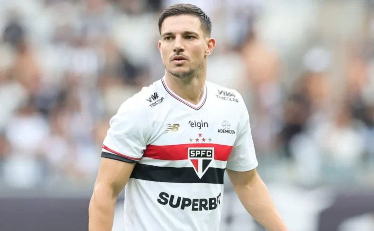 Cuberas detalha a escalação de Cédric na derrota do São Paulo contra o Mirassol