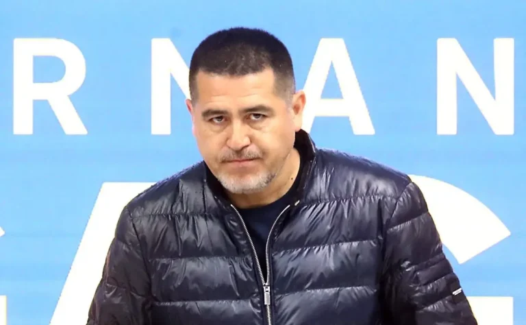 Cruzeiro disputa com o Boca Juniors a contratação de Marino Hinestroza, do Atlético Nacional-COL
