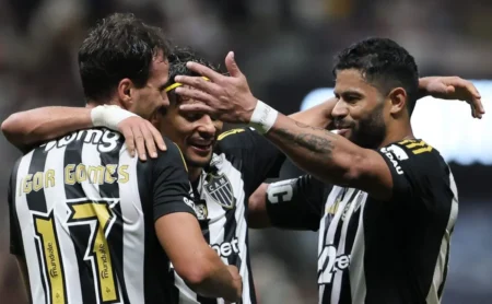 Santos Acerta Troca com Atlético-MG: Igor Gomes e Igor Rabello a Caminho, Informa Repórter