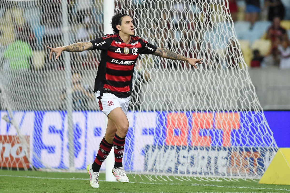 Pedro Celebra Retorno aos 90 Minutos Pelo Flamengo Após Lesão: "Me Sinto Cada Vez Melhor"