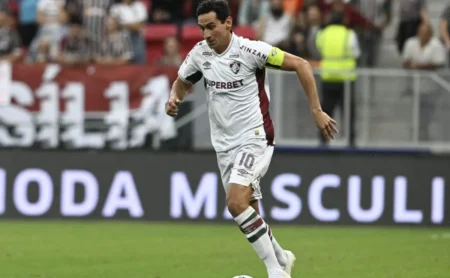 Ganso Brilha em Aparecidense x Fluminense e Conquista Elogios da Torcida