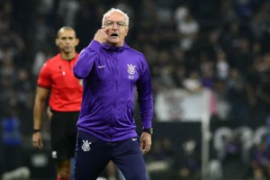 Corinthians Avança na Copa do Brasil, Apesar de Desempenho Irregular
