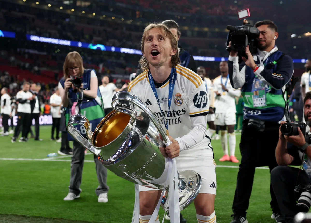Modrić se despede do Real Madrid no sábado: "Momento que eu não queria que chegasse"