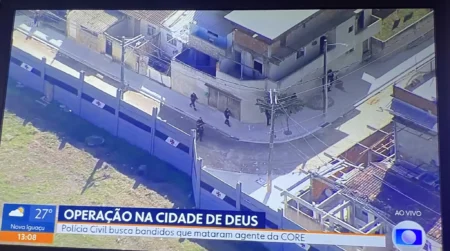 Globo flagra tiroteio perto do CT do Vasco em reportagem