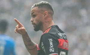 Críticas a Michael após atuação em Flamengo x Botafogo-PB: "É muito deficiente".