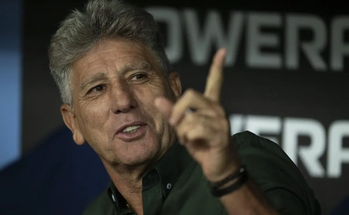Renato Gaúcho comenta sobre o Internacional após vitória do Fluminense: “Acontece com todo mundo”