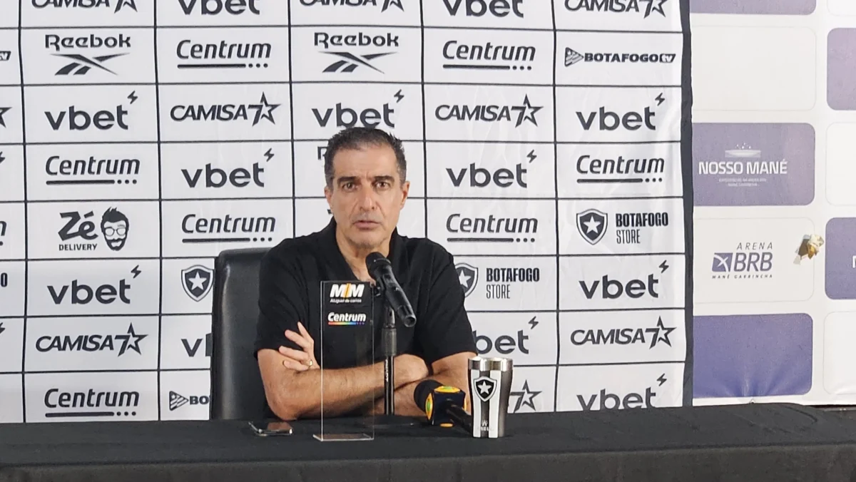 Paiva avalia revés do Botafogo com time alternativo diante do Capital na Copa do Brasil