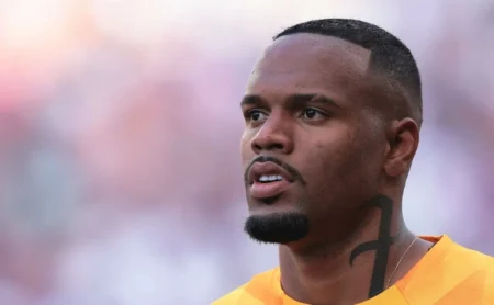 Palmeiras Monitora Carlos Miguel e Considera Proposta pelo Ex-Corinthians