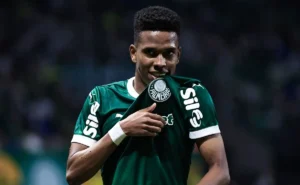 Estêvão, do Palmeiras, lidera sub-23 da Série A em participações em gols