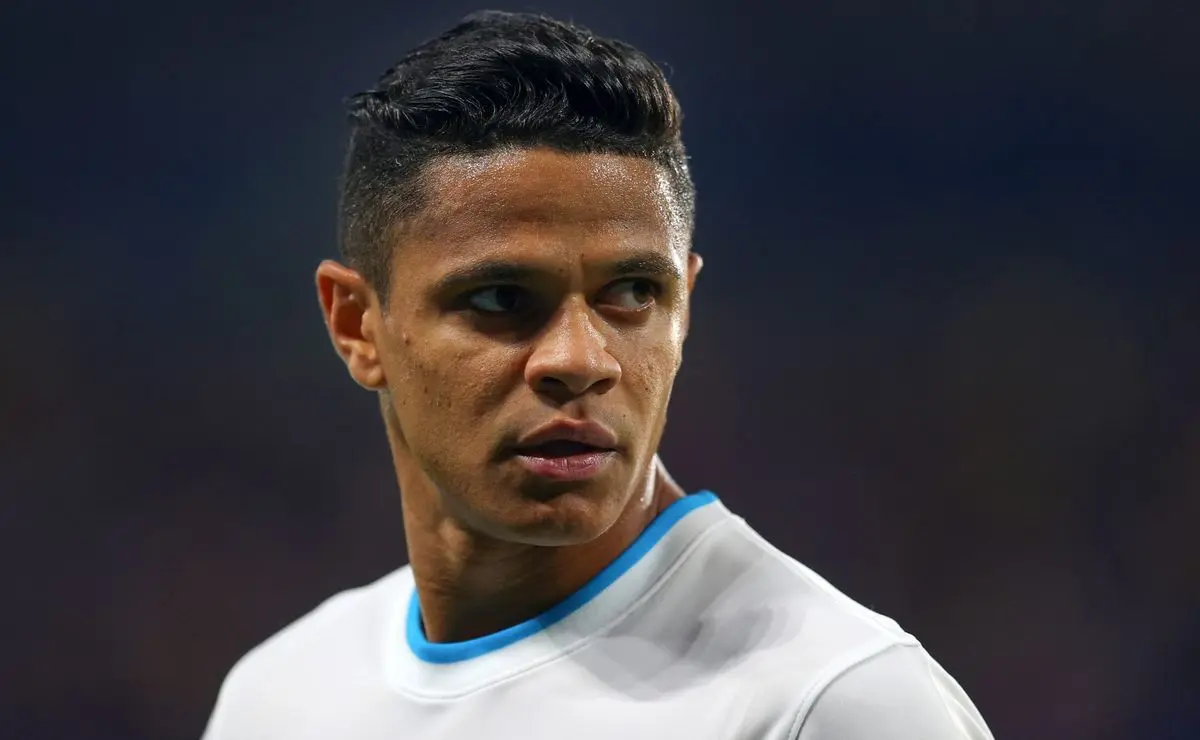 Douglas Santos deixa o Zenit e reforça o Cruzeiro: Kaiki pode ser peça-chave na negociação