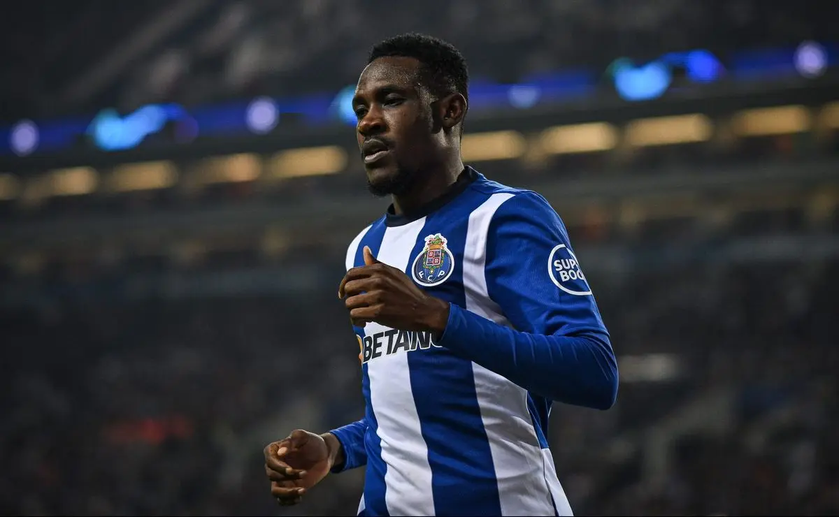 Zaidu Sanusi, destaque no Porto, é oferecido ao Flamengo: José Boto analisa a possibilidade
